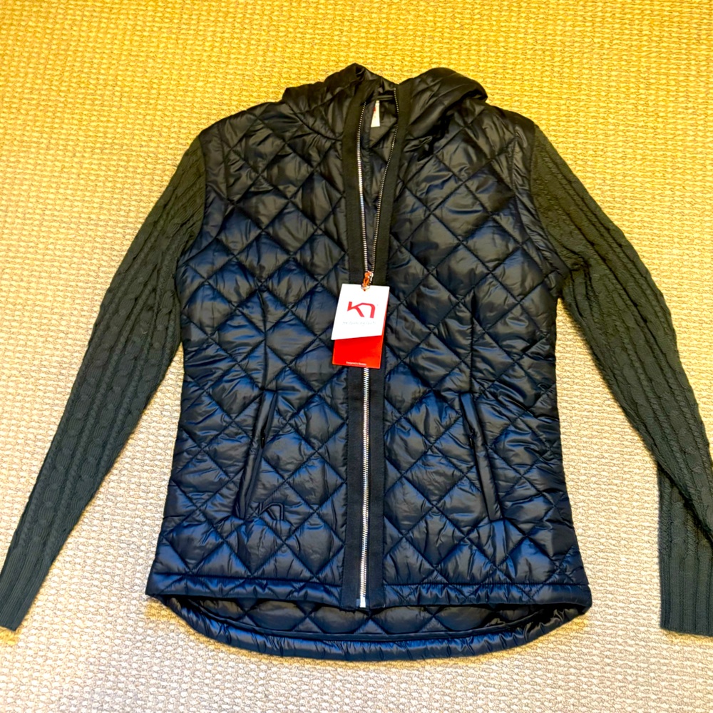 NWT Kari Traa puffer jacket with knit arms